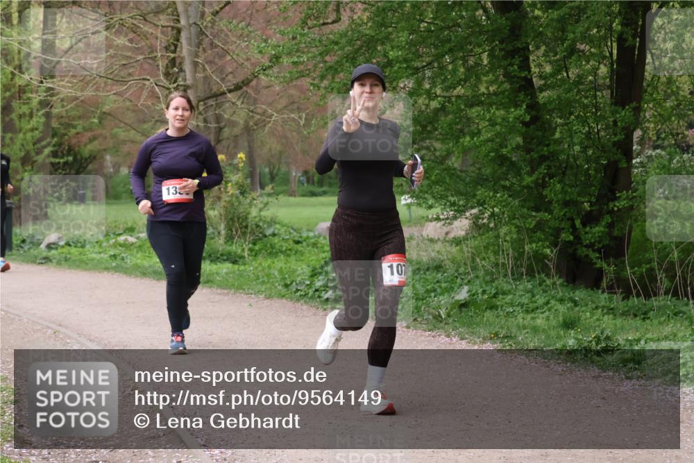 19.04.2026 - Hammer Lauf Lena Gebhardt http://msf.ph/oto/9564149 19.04.2026 10:16:55 Laufen 13, 16, 107, 42 meine-sportfotos.de