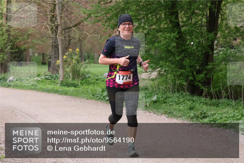 19.04.2026 - Hammer Lauf Lena Gebhardt http://msf.ph/oto/9564190 19.04.2026 10:17:16 Laufen 16, 1774, 135 meine-sportfotos.de