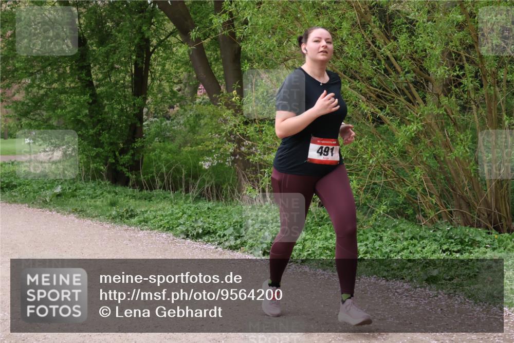 19.04.2026 - Hammer Lauf Lena Gebhardt http://msf.ph/oto/9564200 19.04.2026 10:17:25 Laufen 16, 491 meine-sportfotos.de