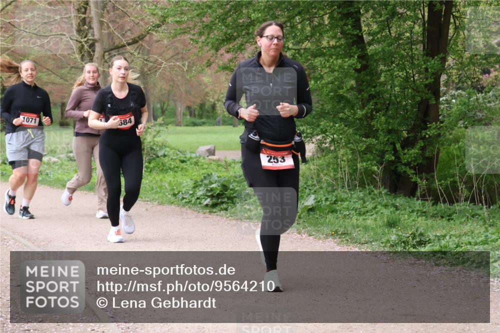 19.04.2026 - Hammer Lauf Lena Gebhardt http://msf.ph/oto/9564210 19.04.2026 10:17:33 Laufen 1071, 684, 253 meine-sportfotos.de