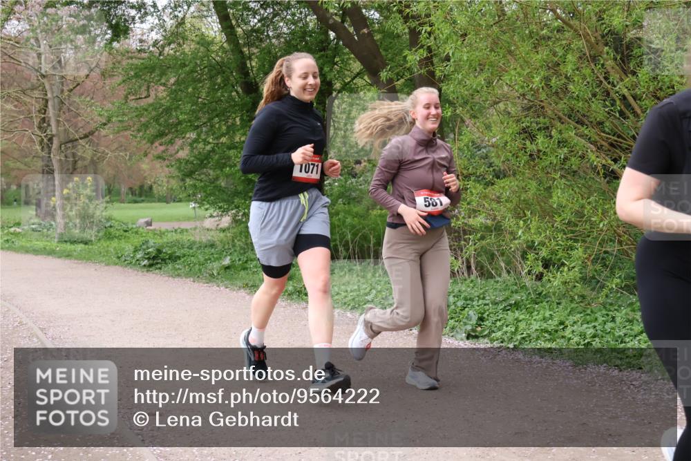 19.04.2026 - Hammer Lauf Lena Gebhardt http://msf.ph/oto/9564222 19.04.2026 10:17:36 Laufen 1071, 581 meine-sportfotos.de