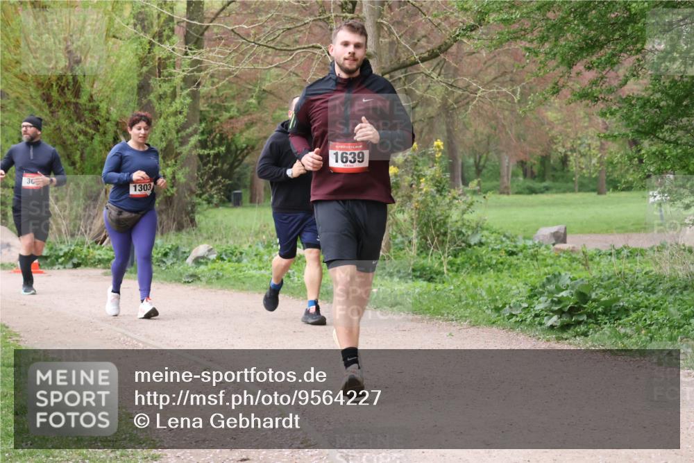 19.04.2026 - Hammer Lauf Lena Gebhardt http://msf.ph/oto/9564227 19.04.2026 10:17:40 Laufen 30, 1303, 1639 meine-sportfotos.de