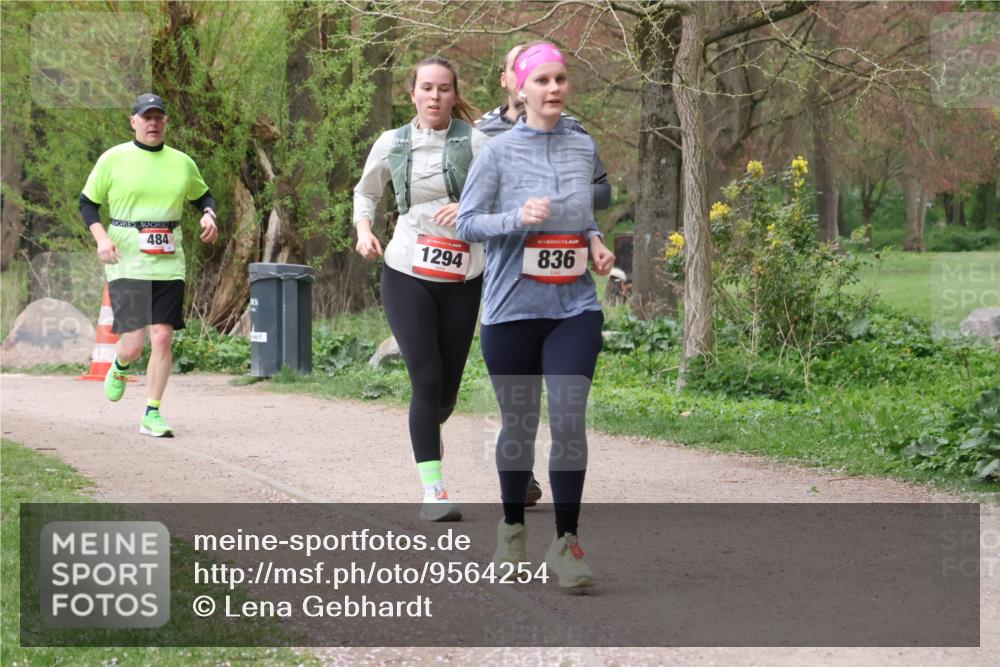 19.04.2026 - Hammer Lauf Lena Gebhardt http://msf.ph/oto/9564254 19.04.2026 10:17:55 Laufen 484, 1294, 16, 836 meine-sportfotos.de