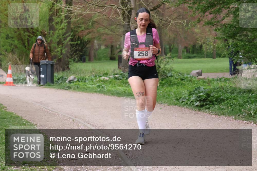 19.04.2026 - Hammer Lauf Lena Gebhardt http://msf.ph/oto/9564270 19.04.2026 10:18:14 Laufen 16, 258 meine-sportfotos.de