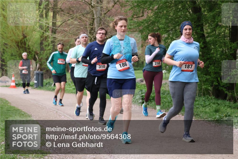 19.04.2026 - Hammer Lauf Lena Gebhardt http://msf.ph/oto/9564308 19.04.2026 10:19:02 Laufen 1767, 310, 186, 210, 16, 187 meine-sportfotos.de