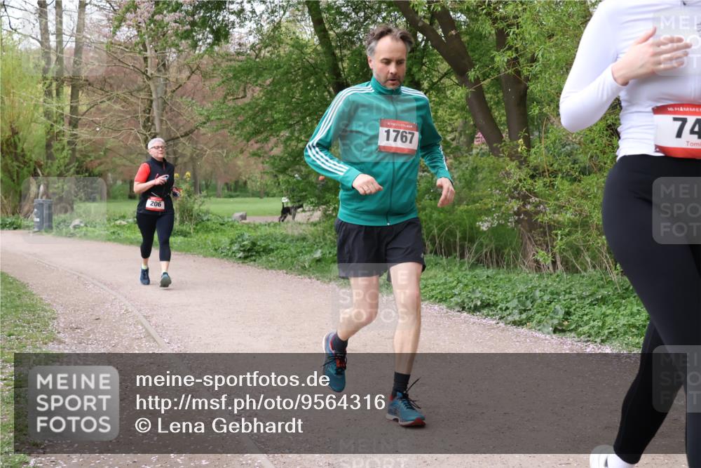 19.04.2026 - Hammer Lauf Lena Gebhardt http://msf.ph/oto/9564316 19.04.2026 10:19:06 Laufen 206, 16, 1767, 16, 74 meine-sportfotos.de
