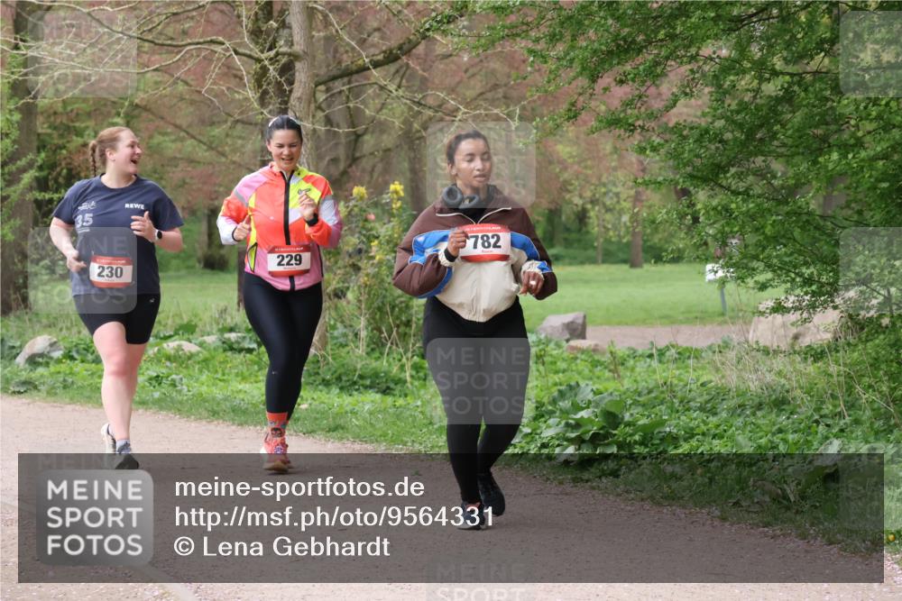 19.04.2026 - Hammer Lauf Lena Gebhardt http://msf.ph/oto/9564331 19.04.2026 10:19:20 Laufen 35, 230, 782, 229 meine-sportfotos.de