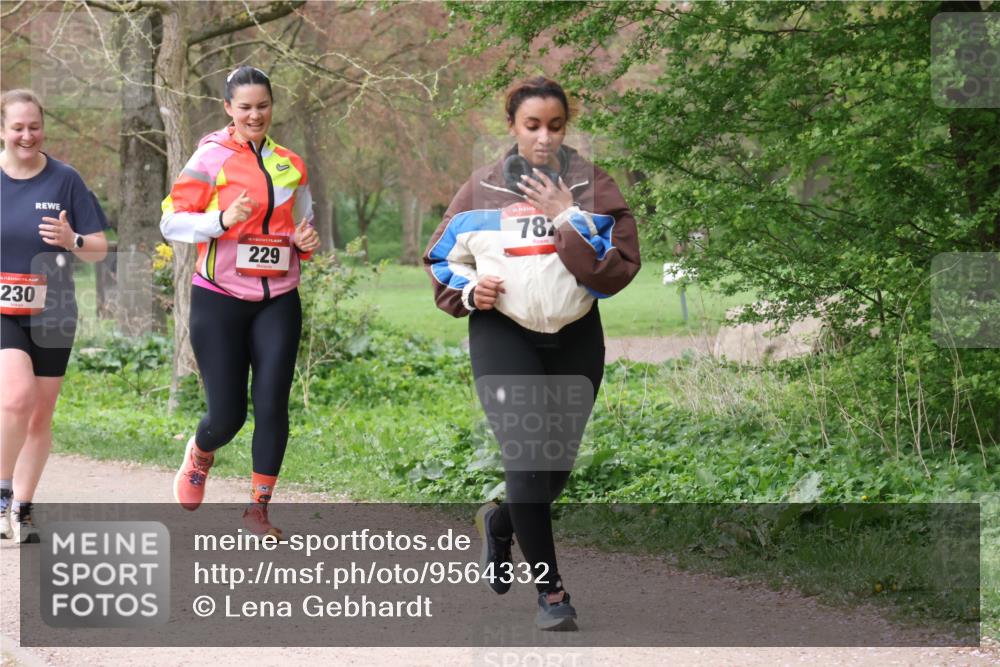 19.04.2026 - Hammer Lauf Lena Gebhardt http://msf.ph/oto/9564332 19.04.2026 10:19:21 Laufen 6, 230, 16, 229, 782 meine-sportfotos.de