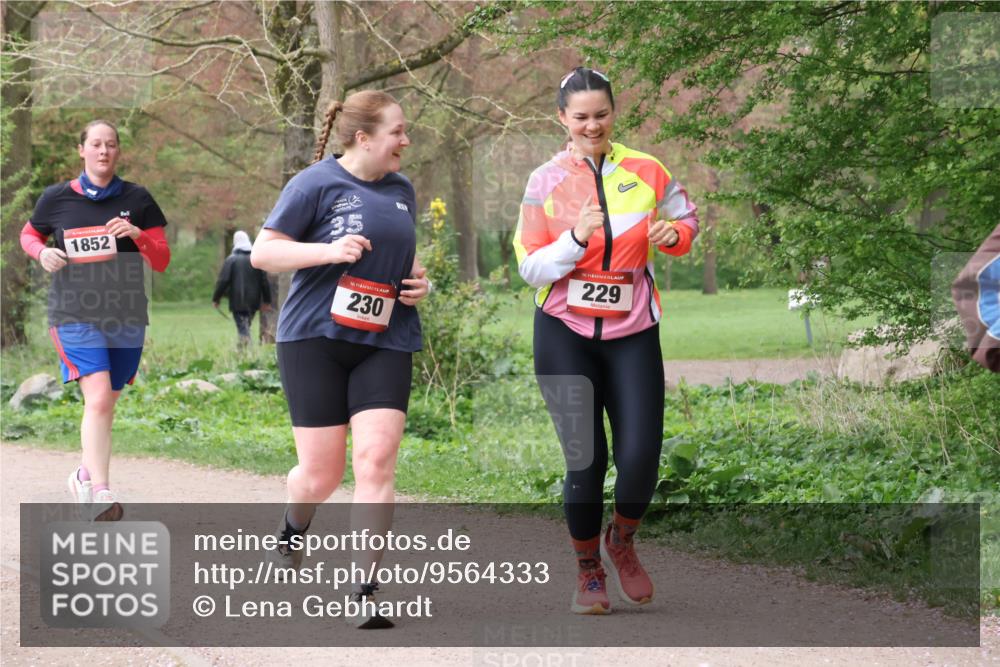 19.04.2026 - Hammer Lauf Lena Gebhardt http://msf.ph/oto/9564333 19.04.2026 10:19:22 Laufen 1852, 35, 16, 230, 16, 229 meine-sportfotos.de