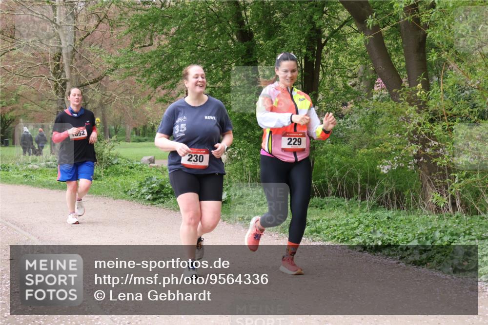 19.04.2026 - Hammer Lauf Lena Gebhardt http://msf.ph/oto/9564336 19.04.2026 10:19:24 Laufen 1852, 35, 230, 16, 229 meine-sportfotos.de