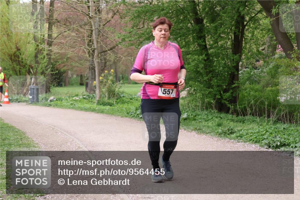 19.04.2026 - Hammer Lauf Lena Gebhardt http://msf.ph/oto/9564455 19.04.2026 10:22:19 Laufen 16, 557, 10 meine-sportfotos.de