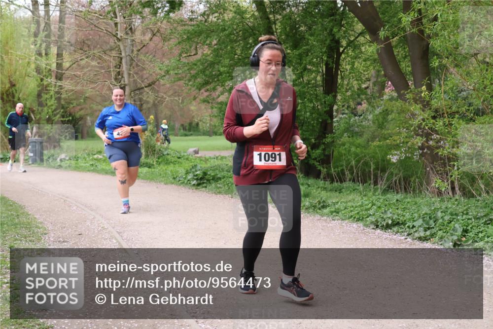 19.04.2026 - Hammer Lauf Lena Gebhardt http://msf.ph/oto/9564473 19.04.2026 10:22:33 Laufen 16, 1091 meine-sportfotos.de