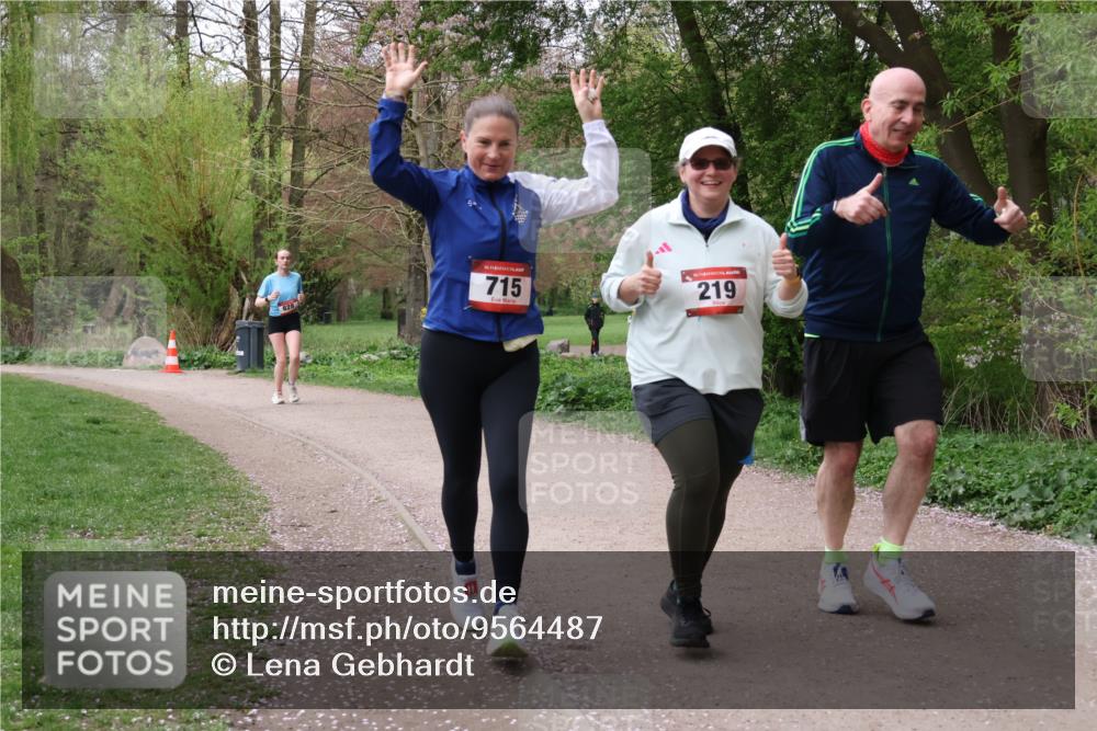 19.04.2026 - Hammer Lauf Lena Gebhardt http://msf.ph/oto/9564487 19.04.2026 10:22:41 Laufen 16, 715, 219 meine-sportfotos.de