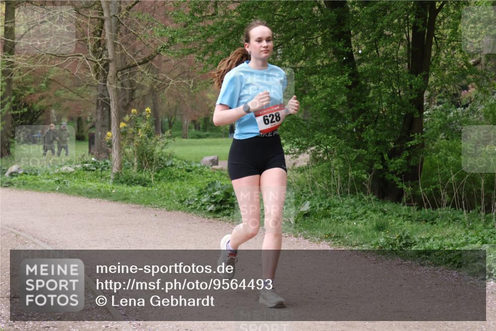 19.04.2026 - Hammer Lauf Lena Gebhardt http://msf.ph/oto/9564493 19.04.2026 10:22:46 Laufen 16, 628 meine-sportfotos.de