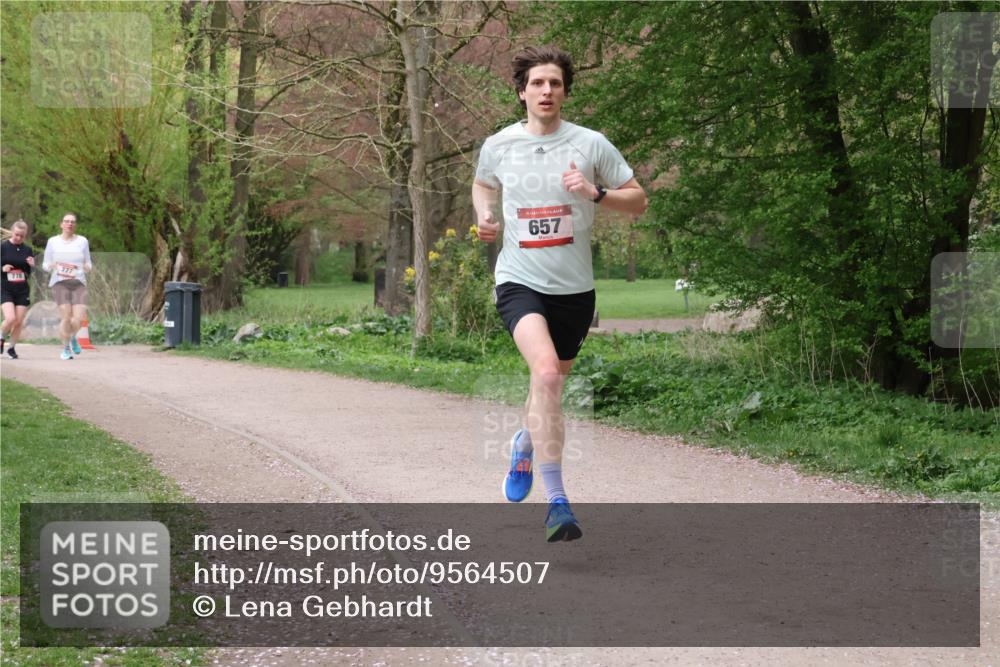 19.04.2026 - Hammer Lauf Lena Gebhardt http://msf.ph/oto/9564507 19.04.2026 10:23:32 Laufen 776, 777, 657 meine-sportfotos.de