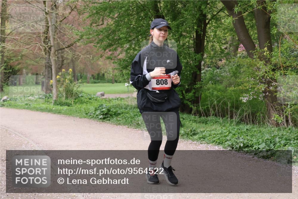19.04.2026 - Hammer Lauf Lena Gebhardt http://msf.ph/oto/9564522 19.04.2026 10:23:52 Laufen 808 meine-sportfotos.de
