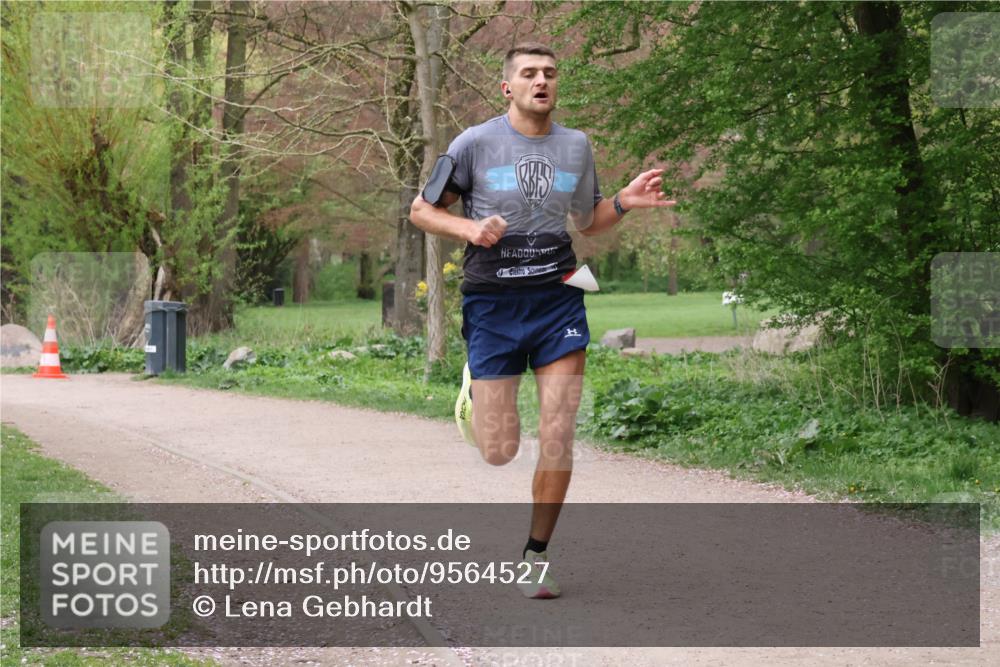 19.04.2026 - Hammer Lauf Lena Gebhardt http://msf.ph/oto/9564527 19.04.2026 10:24:05 Laufen  meine-sportfotos.de
