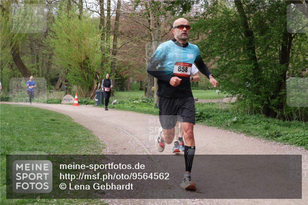 19.04.2026 - Hammer Lauf Lena Gebhardt http://msf.ph/oto/9564562 19.04.2026 10:26:21 Laufen 858 meine-sportfotos.de