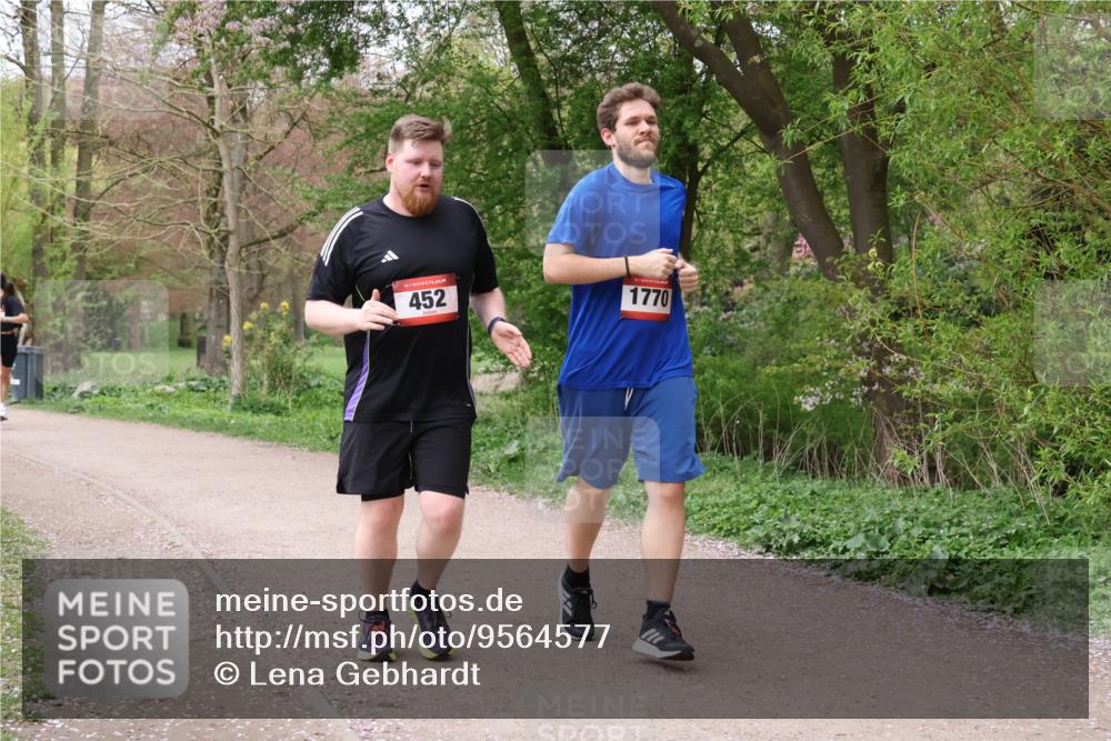 19.04.2026 - Hammer Lauf Lena Gebhardt http://msf.ph/oto/9564577 19.04.2026 10:27:39 Laufen 16, 452, 1770 meine-sportfotos.de