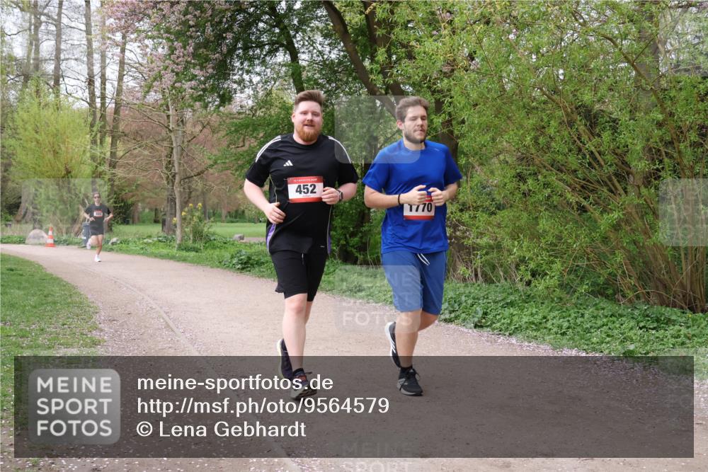 19.04.2026 - Hammer Lauf Lena Gebhardt http://msf.ph/oto/9564579 19.04.2026 10:27:40 Laufen 452, 770 meine-sportfotos.de