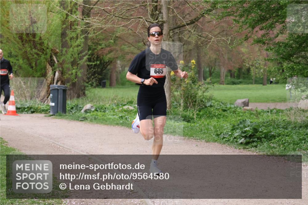 19.04.2026 - Hammer Lauf Lena Gebhardt http://msf.ph/oto/9564580 19.04.2026 10:27:42 Laufen 1093, 685 meine-sportfotos.de