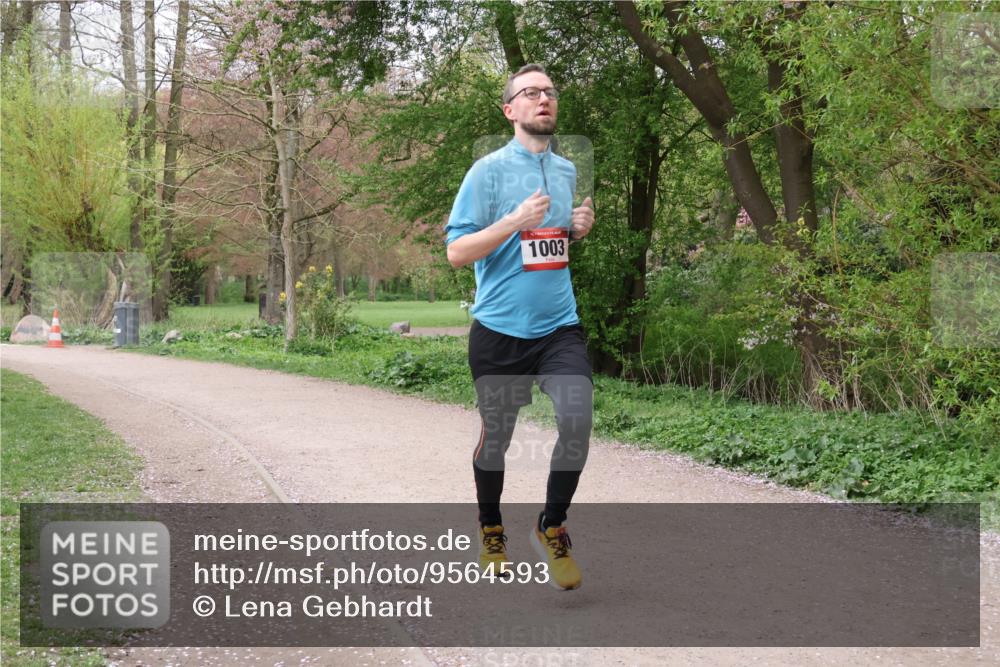 19.04.2026 - Hammer Lauf Lena Gebhardt http://msf.ph/oto/9564593 19.04.2026 10:28:07 Laufen 1003 meine-sportfotos.de