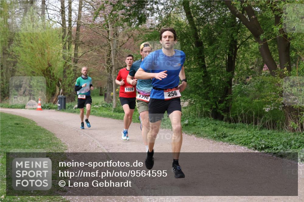 19.04.2026 - Hammer Lauf Lena Gebhardt http://msf.ph/oto/9564595 19.04.2026 10:28:19 Laufen 293, 1028, 1776, 256 meine-sportfotos.de