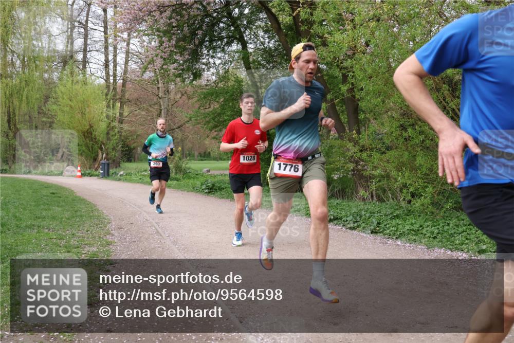 19.04.2026 - Hammer Lauf Lena Gebhardt http://msf.ph/oto/9564598 19.04.2026 10:28:20 Laufen 1028, 293, 1776 meine-sportfotos.de