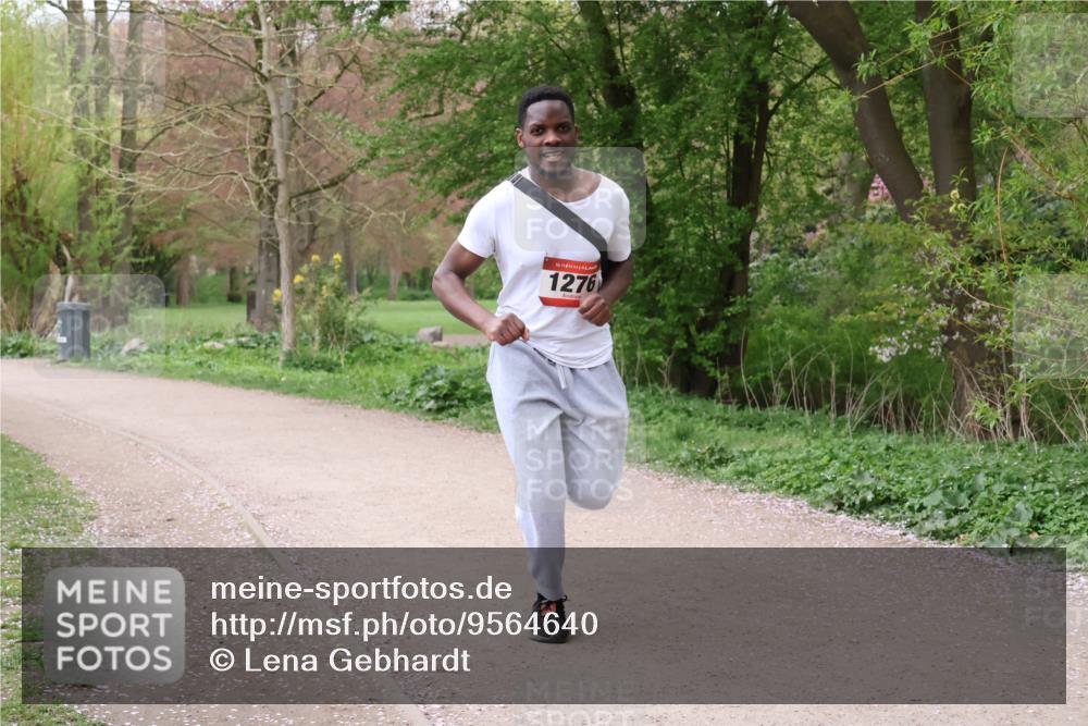 19.04.2026 - Hammer Lauf Lena Gebhardt http://msf.ph/oto/9564640 19.04.2026 10:30:39 Laufen 16, 1276 meine-sportfotos.de