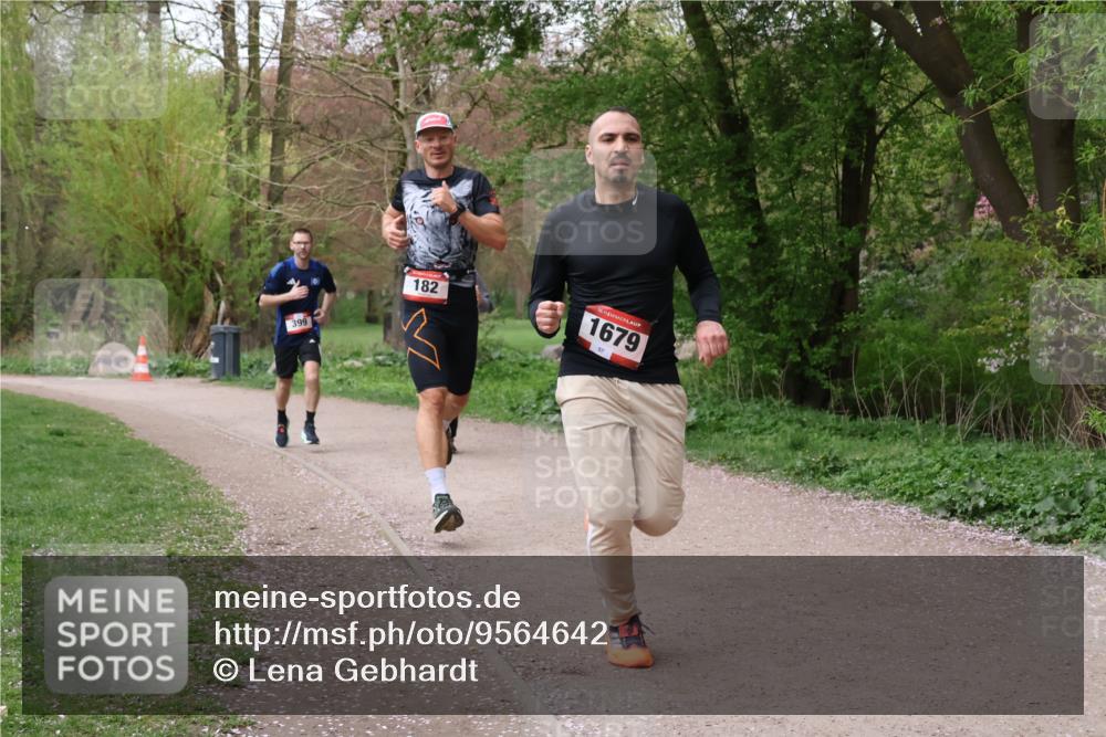 19.04.2026 - Hammer Lauf Lena Gebhardt http://msf.ph/oto/9564642 19.04.2026 10:30:56 Laufen 399, 182, 16, 1679 meine-sportfotos.de