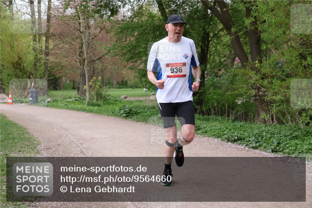 19.04.2026 - Hammer Lauf Lena Gebhardt http://msf.ph/oto/9564660 19.04.2026 10:31:33 Laufen 16, 936 meine-sportfotos.de