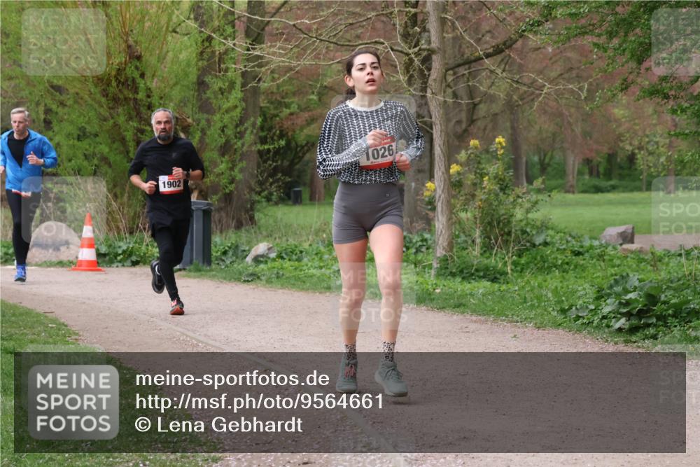 19.04.2026 - Hammer Lauf Lena Gebhardt http://msf.ph/oto/9564661 19.04.2026 10:31:45 Laufen 1902, 1026 meine-sportfotos.de