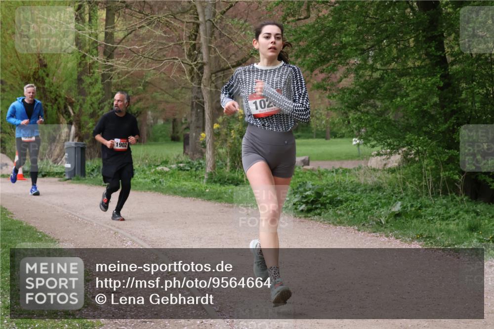 19.04.2026 - Hammer Lauf Lena Gebhardt http://msf.ph/oto/9564664 19.04.2026 10:31:46 Laufen 1902, 102 meine-sportfotos.de