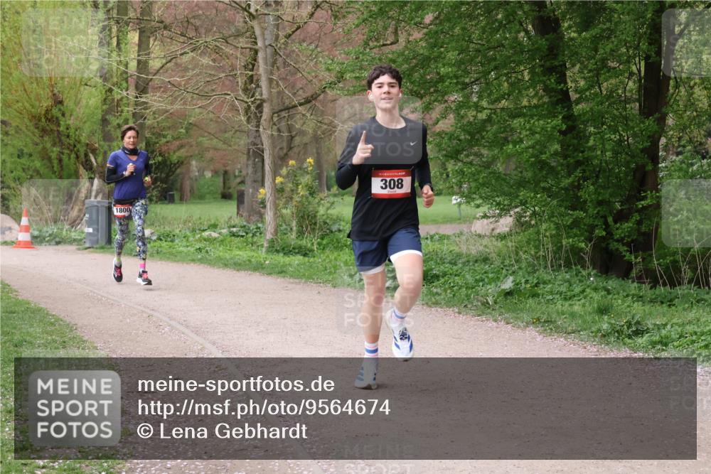 19.04.2026 - Hammer Lauf Lena Gebhardt http://msf.ph/oto/9564674 19.04.2026 10:31:53 Laufen 1800, 16, 308 meine-sportfotos.de