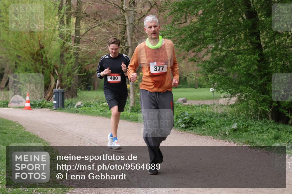 19.04.2026 - Hammer Lauf Lena Gebhardt http://msf.ph/oto/9564689 19.04.2026 10:32:09 Laufen 400, 98, 377 meine-sportfotos.de