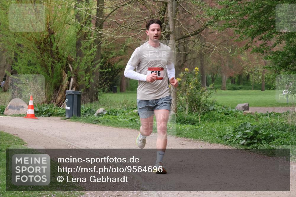 19.04.2026 - Hammer Lauf Lena Gebhardt http://msf.ph/oto/9564696 19.04.2026 10:32:38 Laufen 16, 16 meine-sportfotos.de