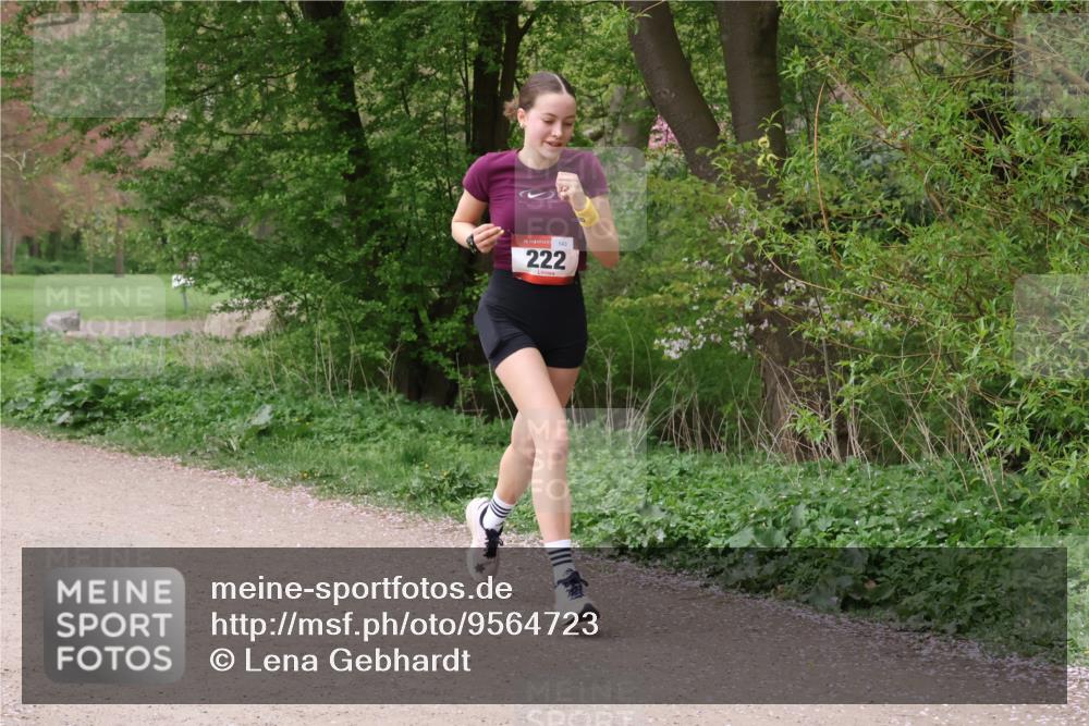19.04.2026 - Hammer Lauf Lena Gebhardt http://msf.ph/oto/9564723 19.04.2026 10:33:24 Laufen 16, 143, 222 meine-sportfotos.de