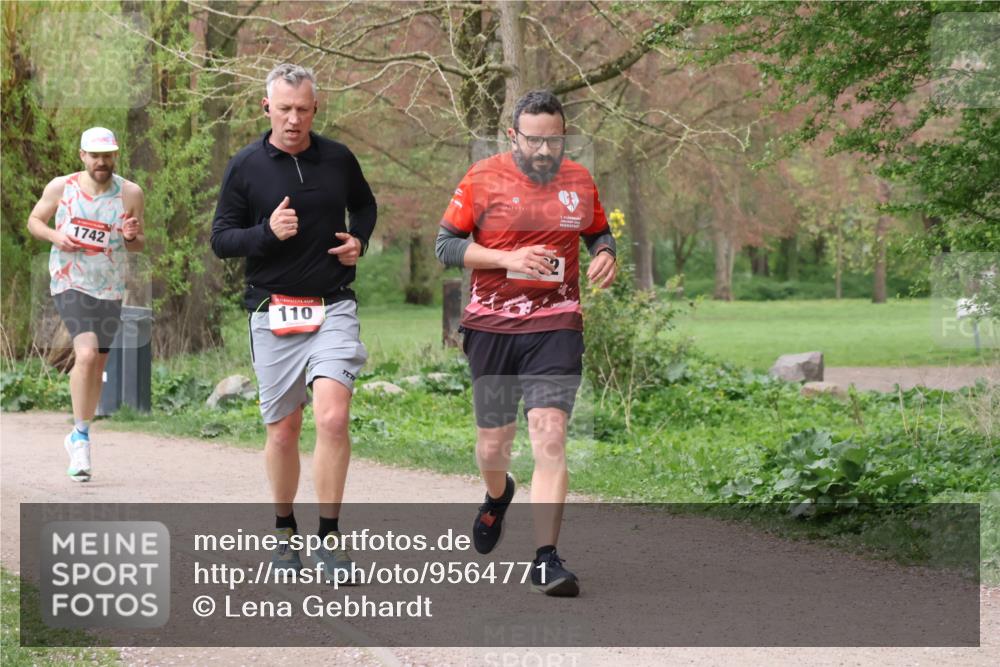 19.04.2026 - Hammer Lauf Lena Gebhardt http://msf.ph/oto/9564771 19.04.2026 10:34:58 Laufen 1742, 110 meine-sportfotos.de