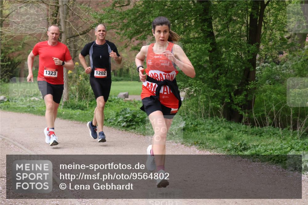 19.04.2026 - Hammer Lauf Lena Gebhardt http://msf.ph/oto/9564802 19.04.2026 10:35:55 Laufen 1323, 1202 meine-sportfotos.de