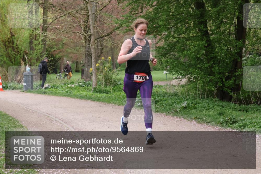 19.04.2026 - Hammer Lauf Lena Gebhardt http://msf.ph/oto/9564869 19.04.2026 10:38:32 Laufen 16, 1708 meine-sportfotos.de