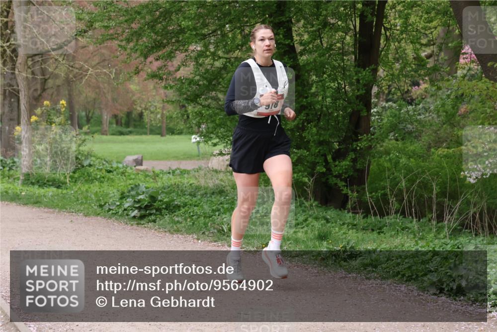 19.04.2026 - Hammer Lauf Lena Gebhardt http://msf.ph/oto/9564902 19.04.2026 10:39:25 Laufen  meine-sportfotos.de
