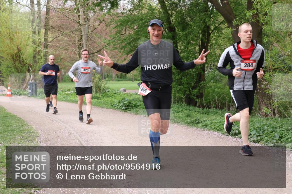 19.04.2026 - Hammer Lauf Lena Gebhardt http://msf.ph/oto/9564916 19.04.2026 10:39:44 Laufen 16, 284, 61, 323, 165 meine-sportfotos.de