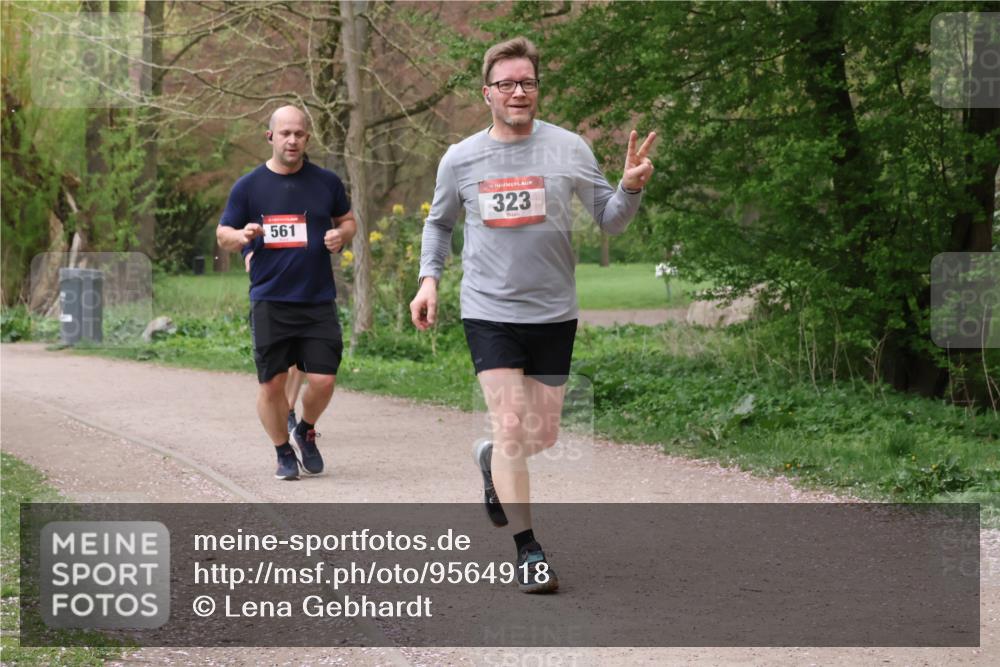19.04.2026 - Hammer Lauf Lena Gebhardt http://msf.ph/oto/9564918 19.04.2026 10:39:46 Laufen 561, 16, 323 meine-sportfotos.de