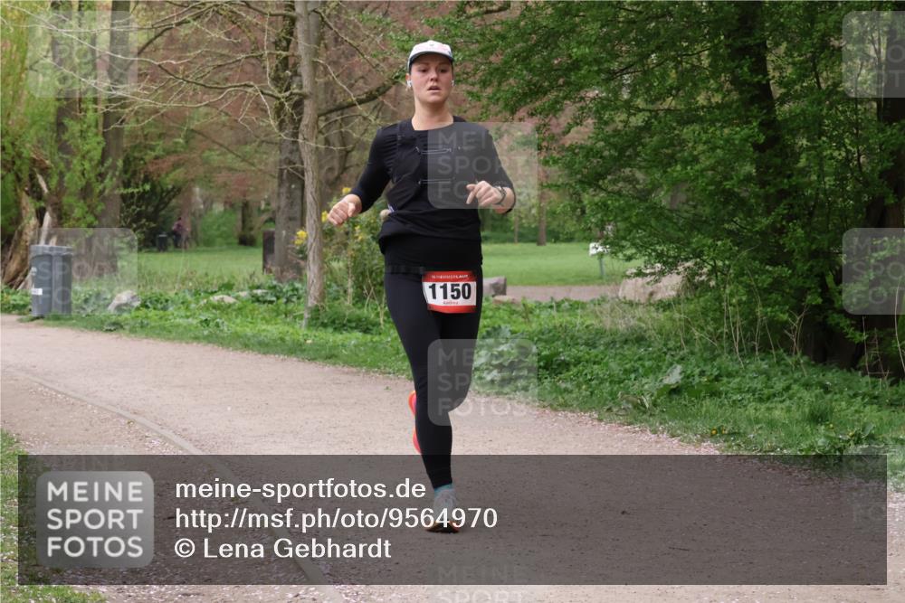 19.04.2026 - Hammer Lauf Lena Gebhardt http://msf.ph/oto/9564970 19.04.2026 10:41:02 Laufen 16, 1150 meine-sportfotos.de