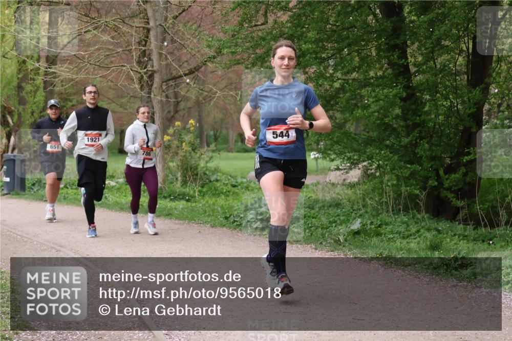 19.04.2026 - Hammer Lauf Lena Gebhardt http://msf.ph/oto/9565018 19.04.2026 10:41:52 Laufen 651, 1921, 786, 544 meine-sportfotos.de
