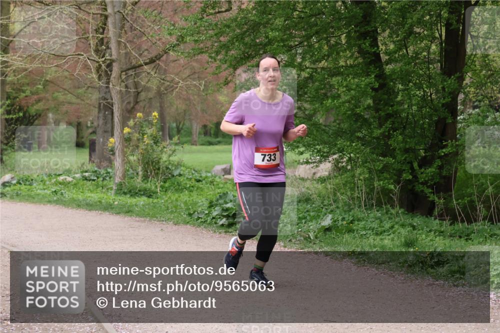19.04.2026 - Hammer Lauf Lena Gebhardt http://msf.ph/oto/9565063 19.04.2026 10:42:22 Laufen 16, 733 meine-sportfotos.de