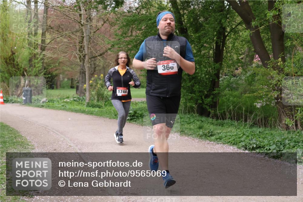 19.04.2026 - Hammer Lauf Lena Gebhardt http://msf.ph/oto/9565069 19.04.2026 10:42:30 Laufen 1744, 16, 360 meine-sportfotos.de