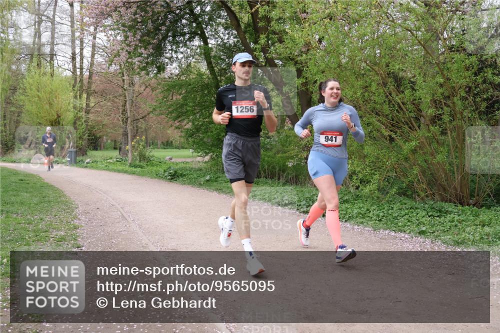 19.04.2026 - Hammer Lauf Lena Gebhardt http://msf.ph/oto/9565095 19.04.2026 10:42:56 Laufen 1256, 941 meine-sportfotos.de