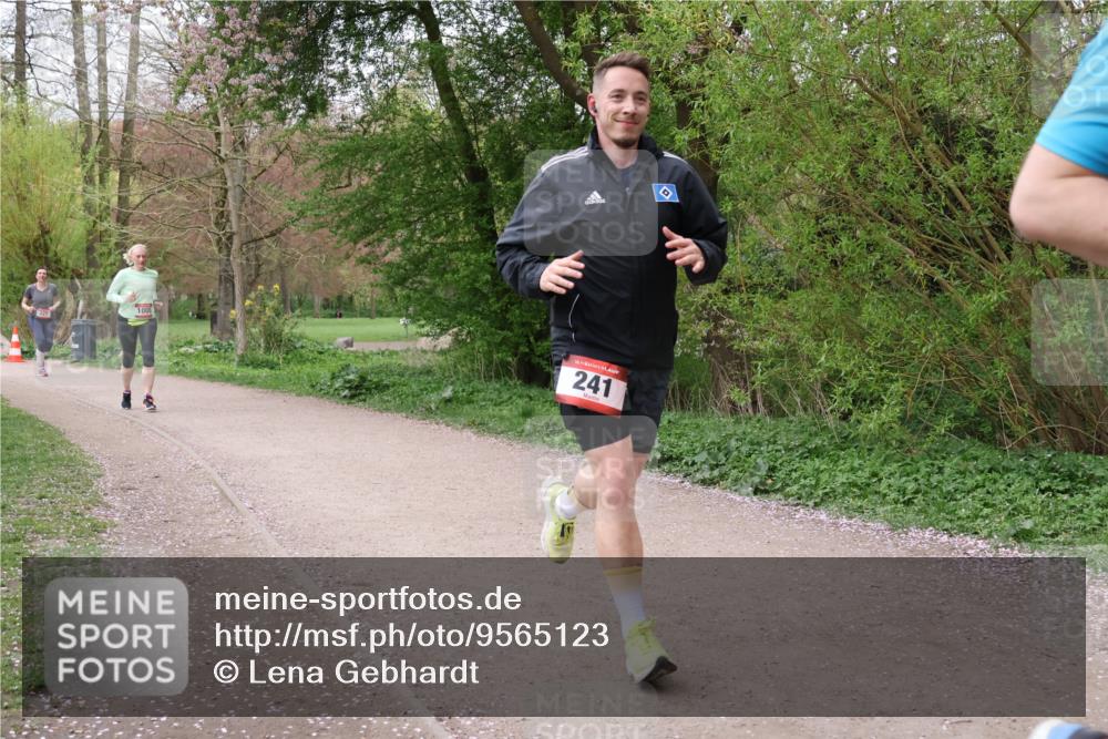 19.04.2026 - Hammer Lauf Lena Gebhardt http://msf.ph/oto/9565123 19.04.2026 10:43:22 Laufen 1008, 16, 241 meine-sportfotos.de