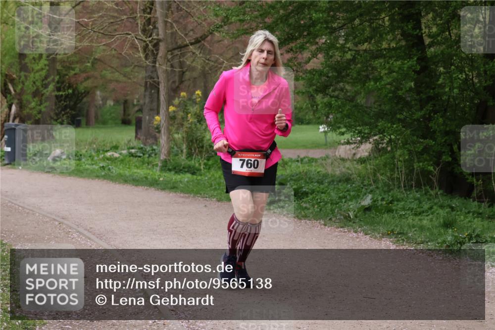 19.04.2026 - Hammer Lauf Lena Gebhardt http://msf.ph/oto/9565138 19.04.2026 10:43:52 Laufen 16, 760 meine-sportfotos.de
